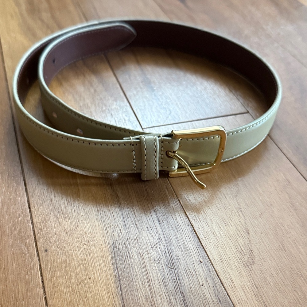 American Apparel Leather Belt with Gold Buckle - Cream - Size XX Small!